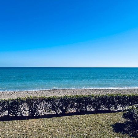 Playas de Vera Beachfront Nudist Apartment In Vera Playa מראה חיצוני תמונה